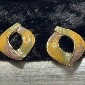 🌀 Dorothy’s Desert Swirls | Bold Enamel Stud Earrings | Pierced